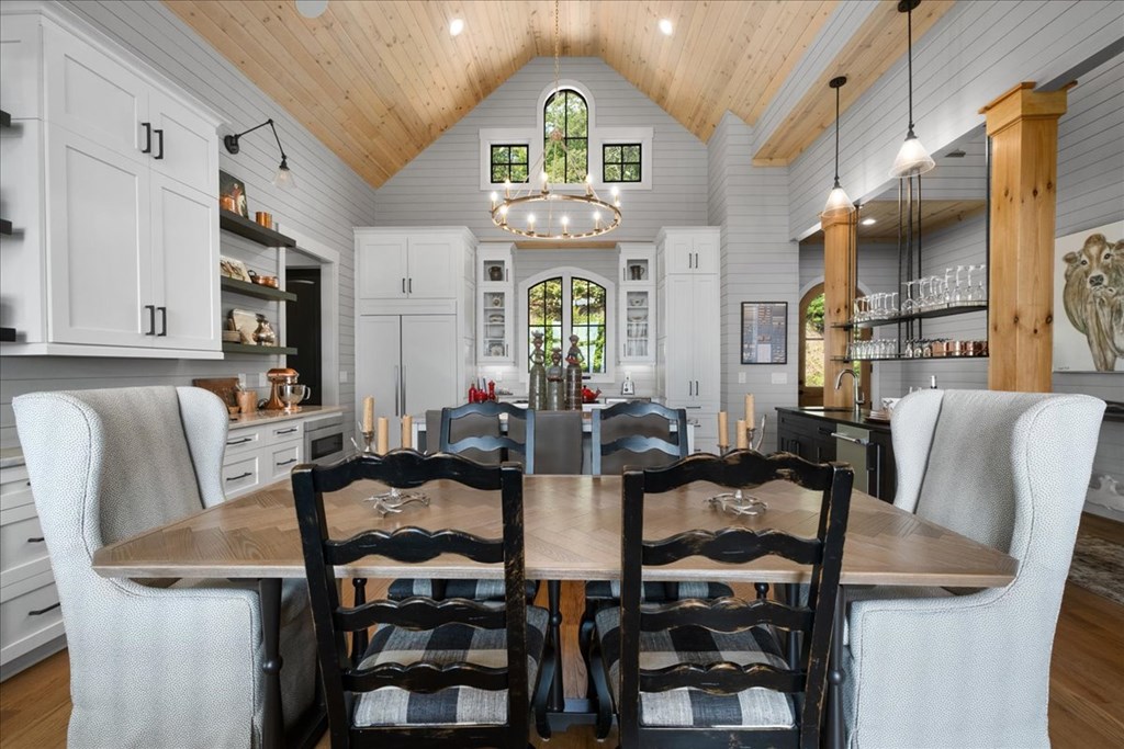 207 Utana Bluffs Trail