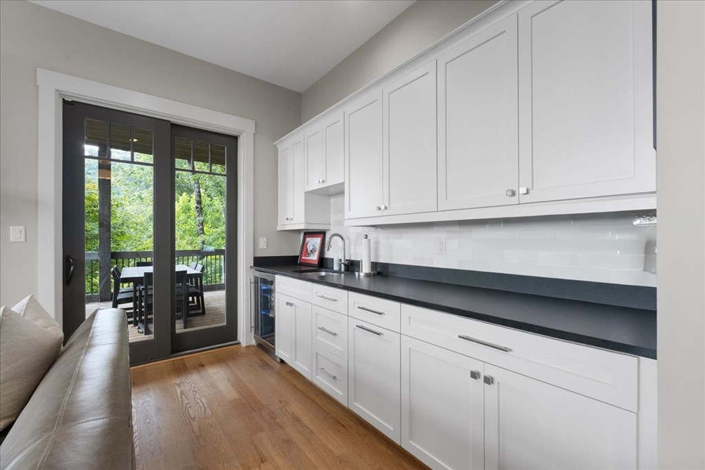 207 Utana Bluffs Trail