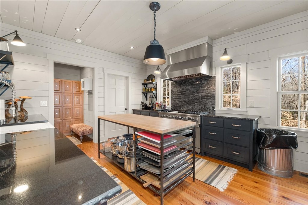 207 Utana Bluffs Trail