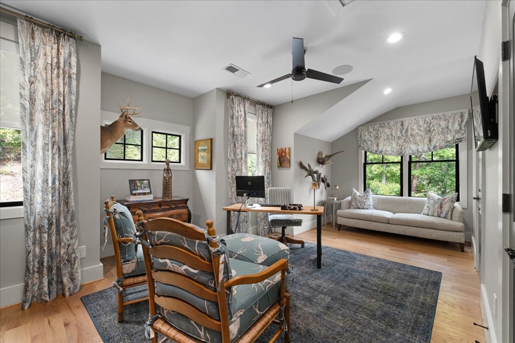 207 Utana Bluffs Trail