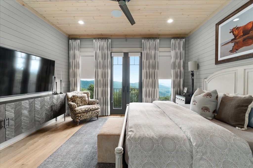 207 Utana Bluffs Trail