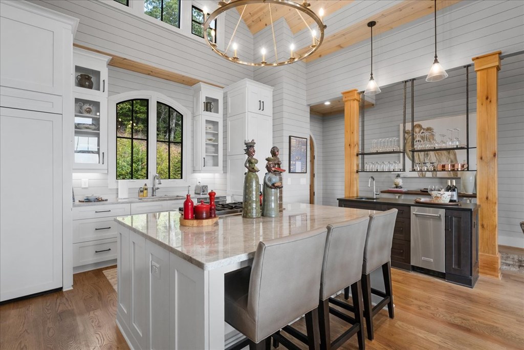 207 Utana Bluffs Trail