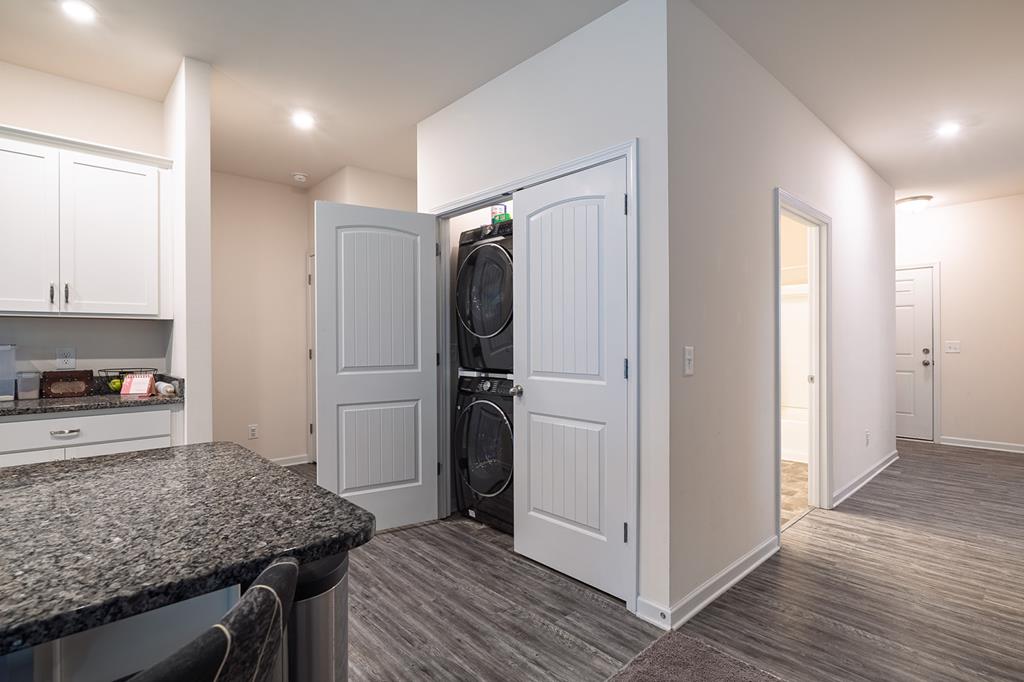 1411 NW Red Hill Drive