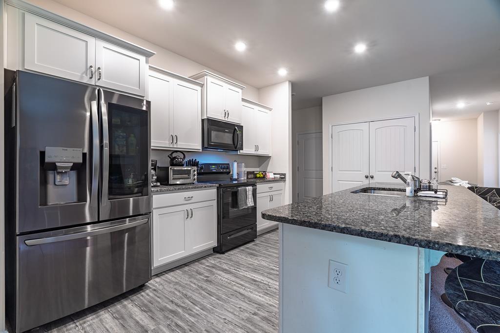 1411 NW Red Hill Drive