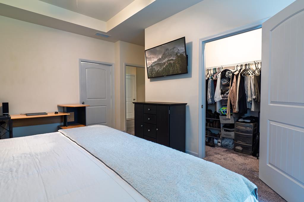 1411 NW Red Hill Drive