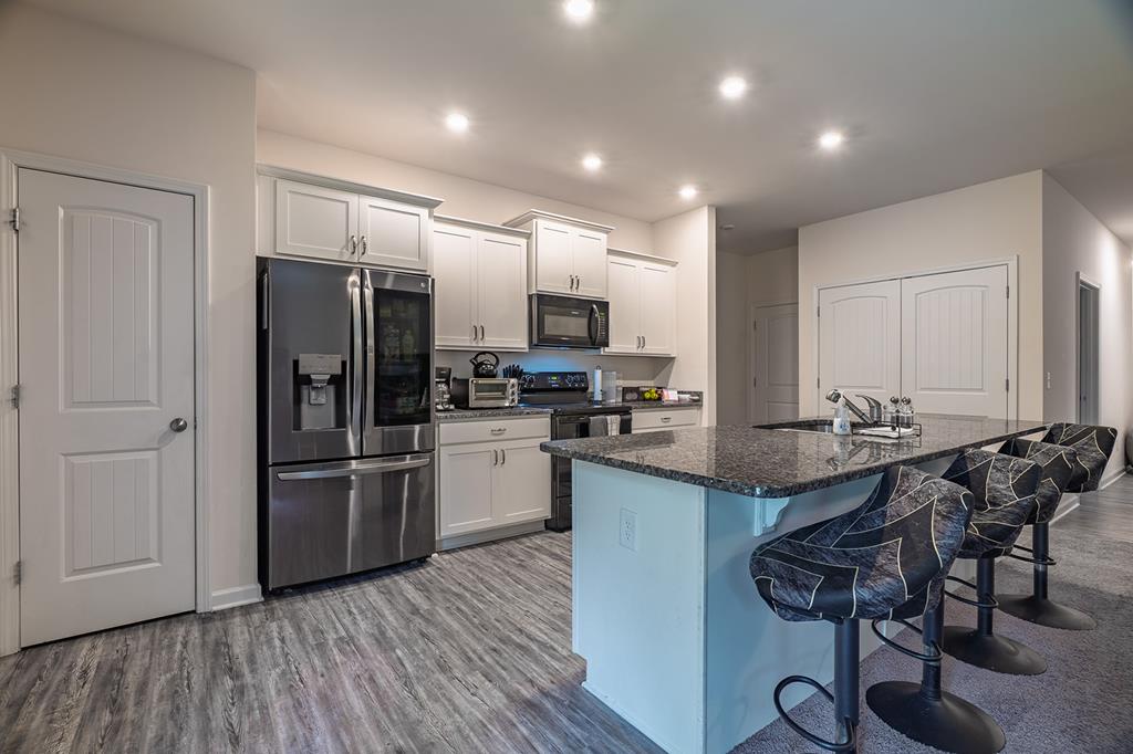 1411 NW Red Hill Drive