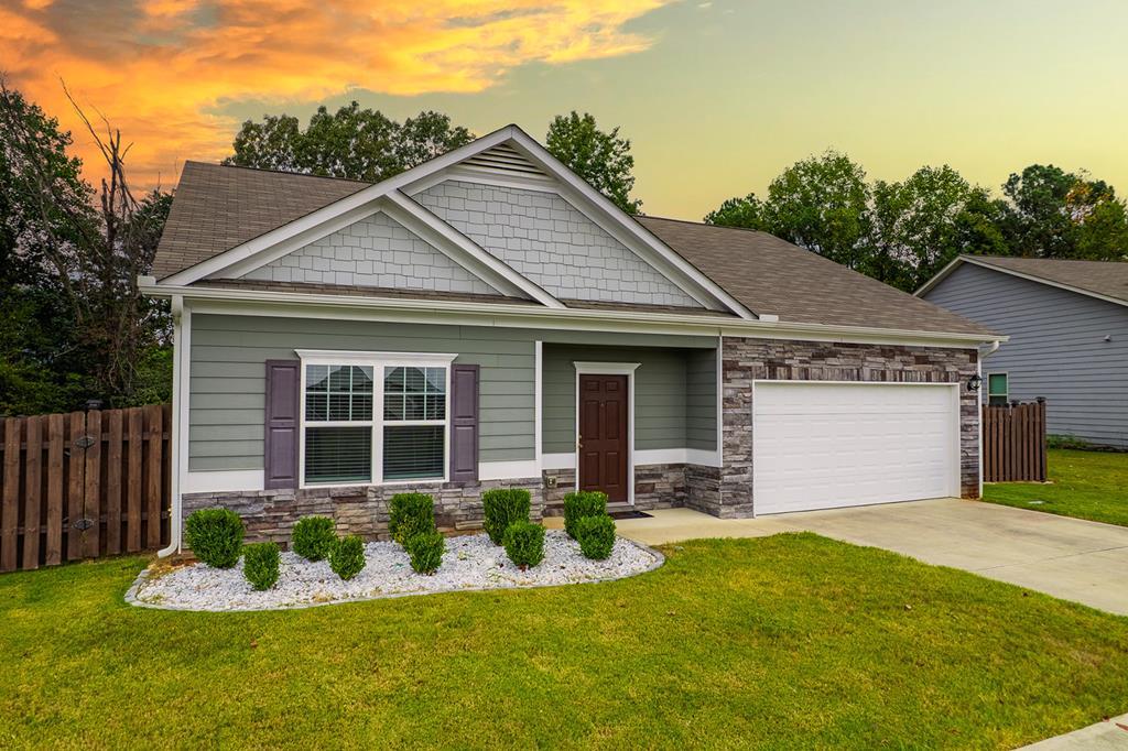 1411 NW Red Hill Drive