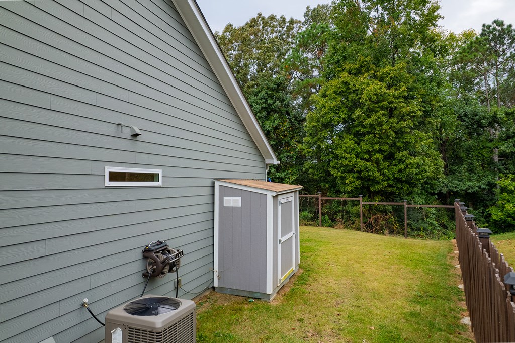 1411 NW Red Hill Drive