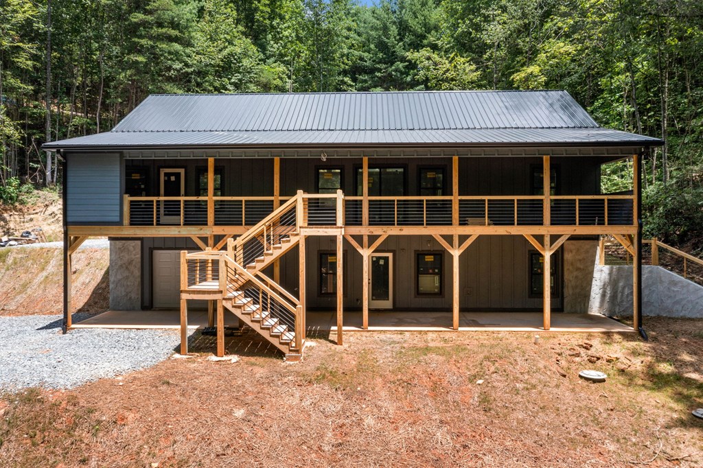 641 Bryant Farm Lane