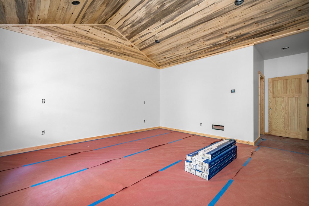 641 Bryant Farm Lane