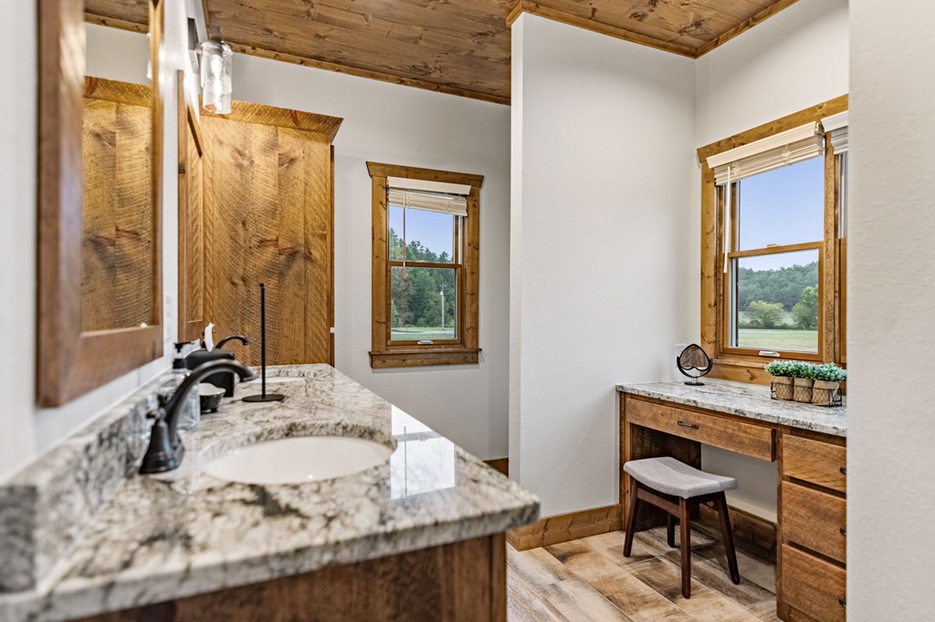 60 East Conasauga Creek