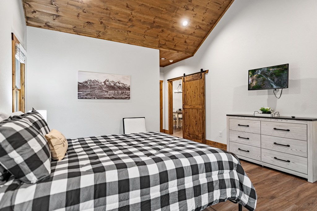 60 East Conasauga Creek