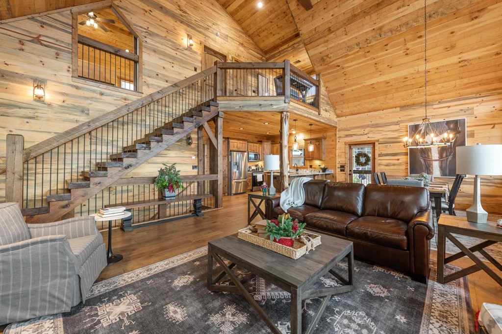 467 Skylight Drive, Blue Ridge