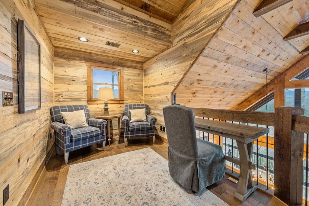 467 Skylight Drive, Blue Ridge