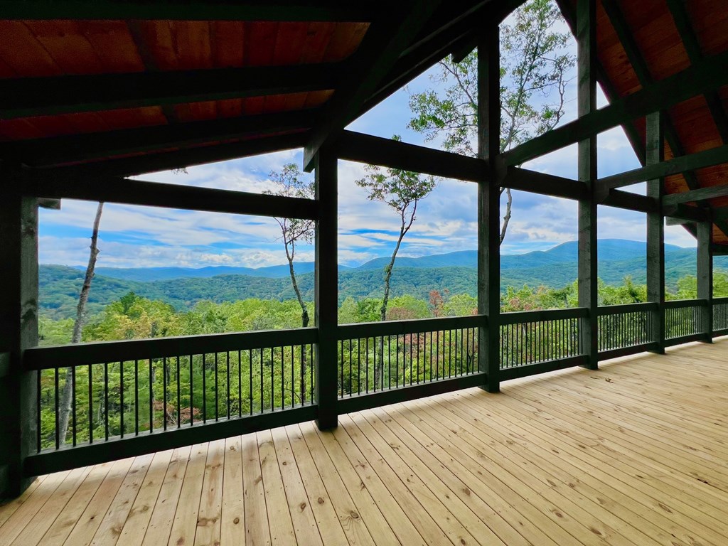 467 Skylight Drive, Blue Ridge