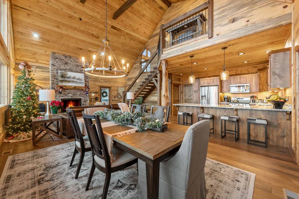 467 Skylight Drive, Blue Ridge