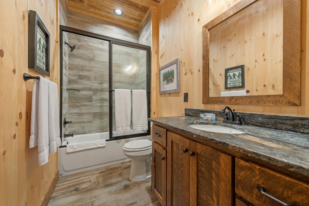 467 Skylight Drive, Blue Ridge