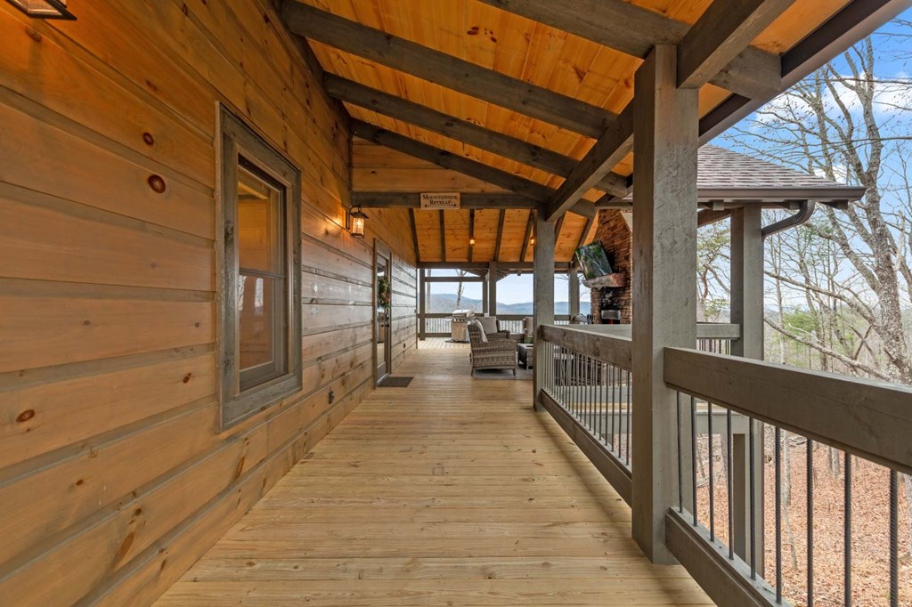 467 Skylight Drive, Blue Ridge