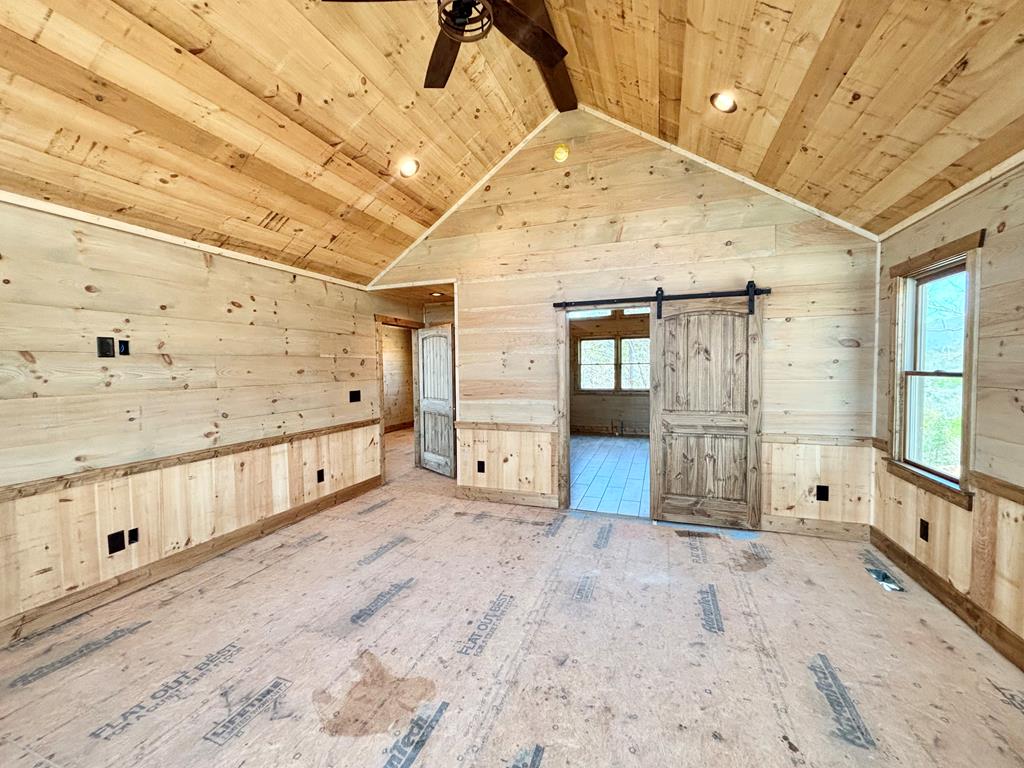 467 Skylight Drive, Blue Ridge