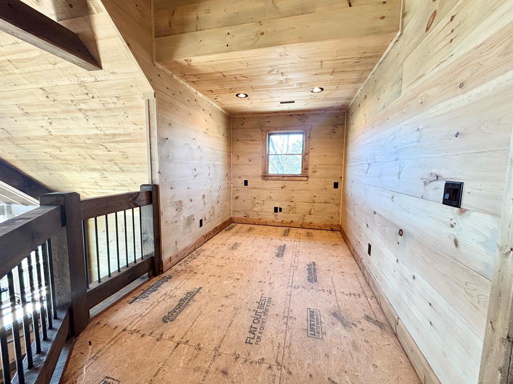 467 Skylight Drive, Blue Ridge