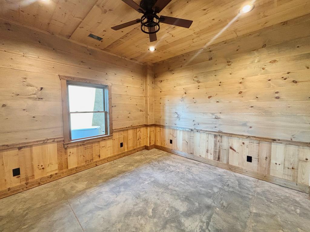 467 Skylight Drive, Blue Ridge