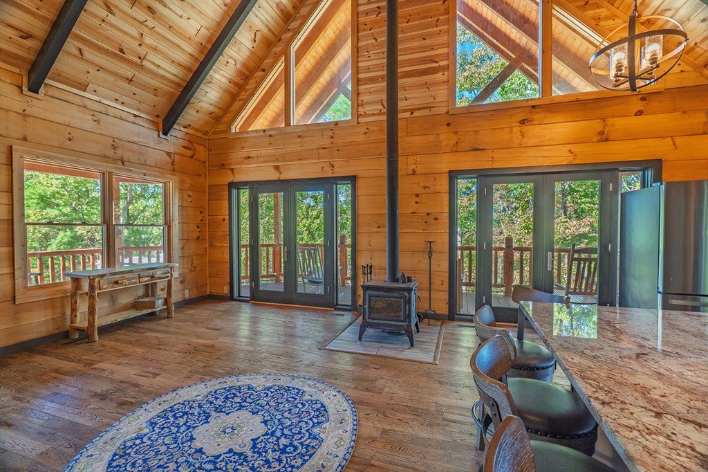 720 Lakeland Drive, Ellijay