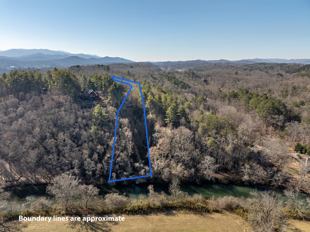 517 Ridge Road, Blue Ridge