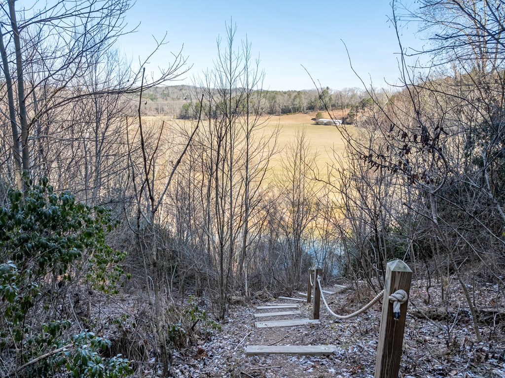 517 Ridge Road, Blue Ridge