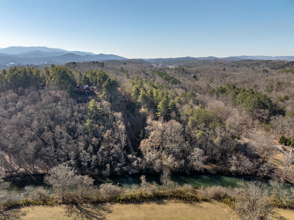 517 Ridge Road, Blue Ridge