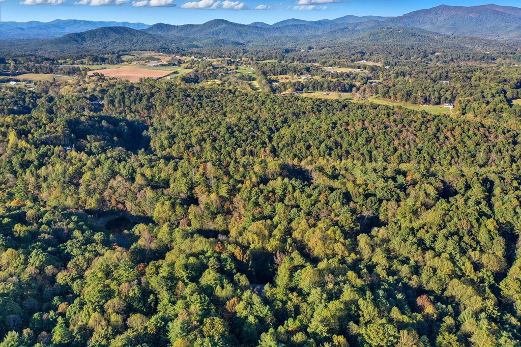 143 Hidden Lake Circle