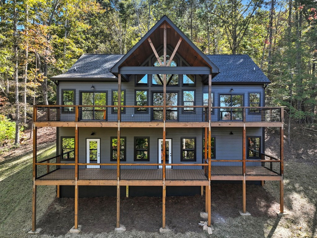180 Tara Drive, Ellijay
