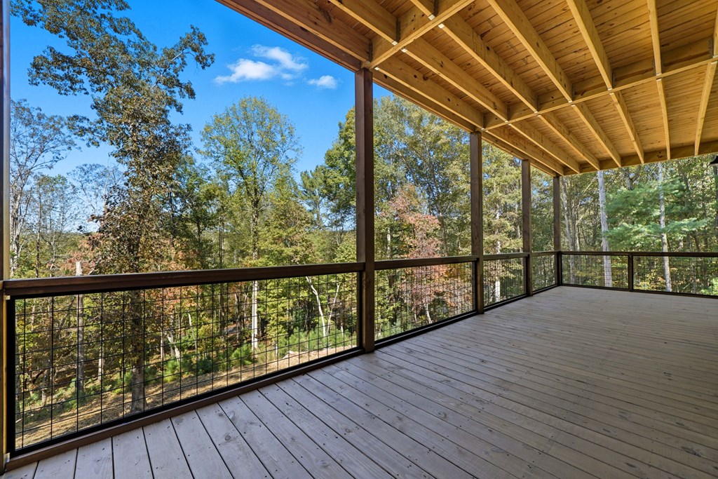 180 Tara Drive, Ellijay