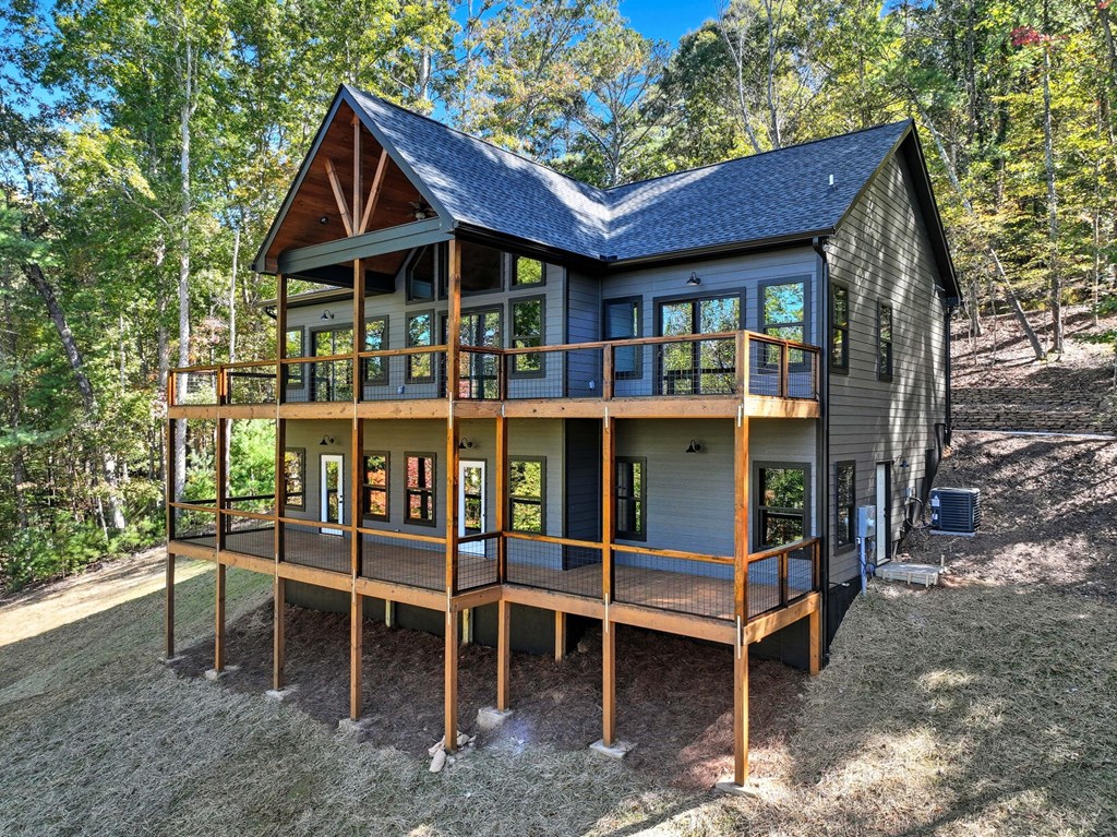180 Tara Drive, Ellijay
