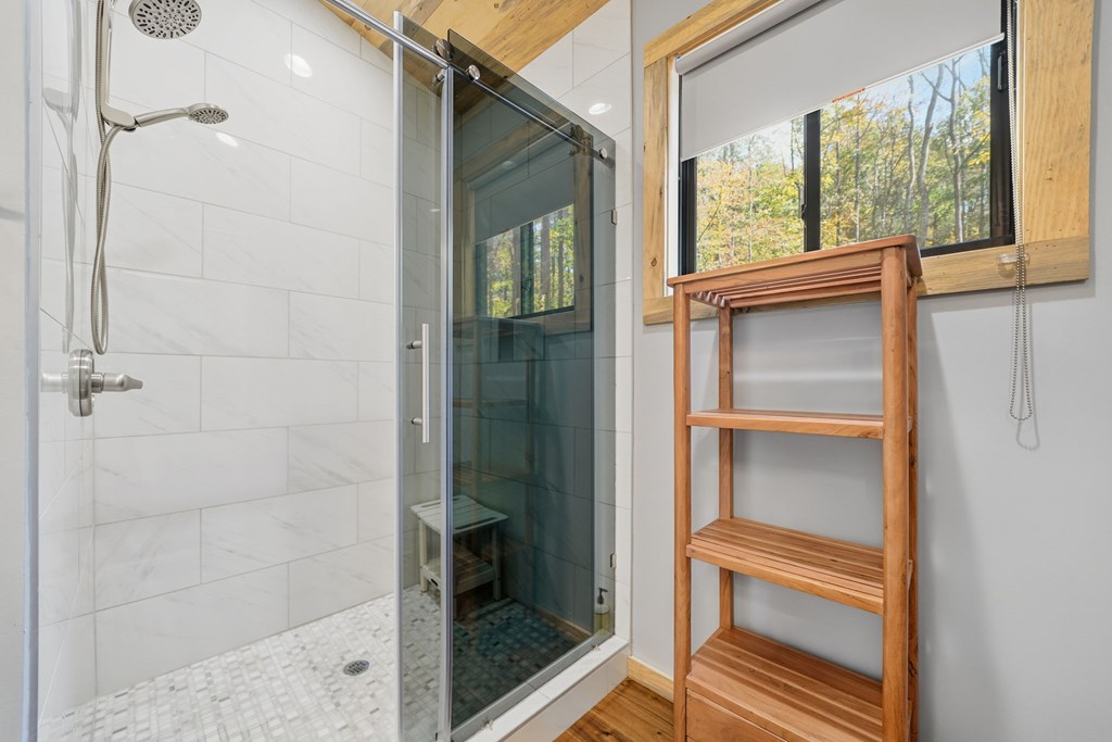 444 Weaver Road, Ellijay