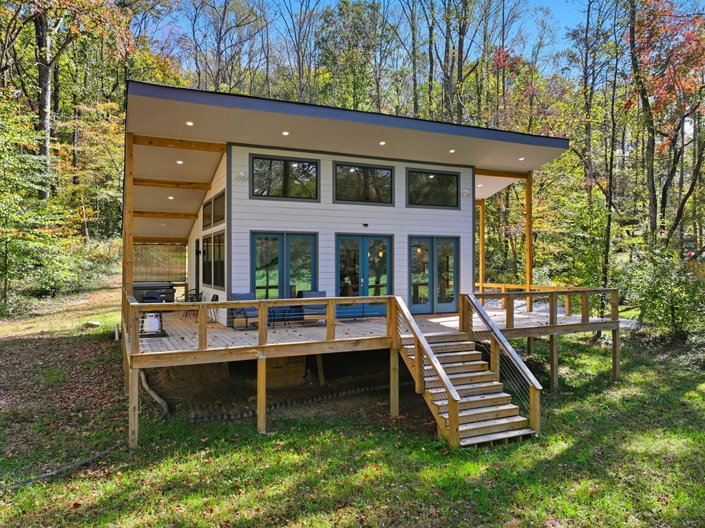 444 Weaver Road, Ellijay