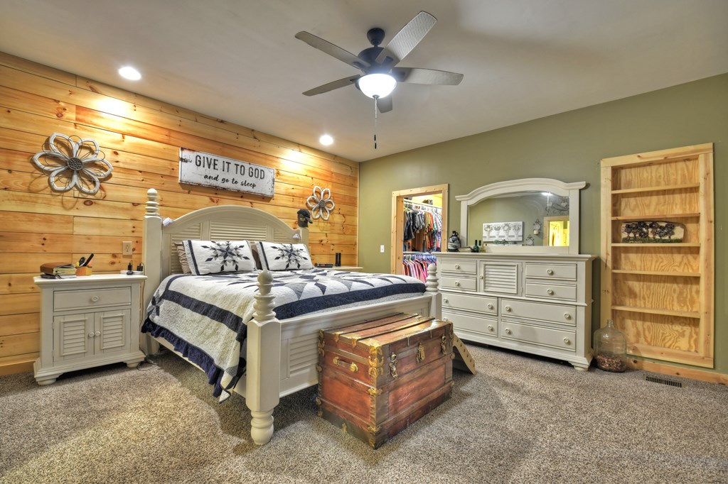 207 Joliet Drive, Ellijay