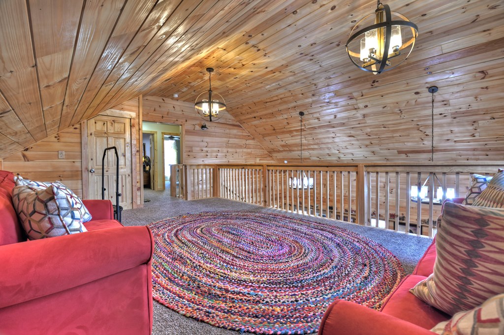 207 Joliet Drive, Ellijay