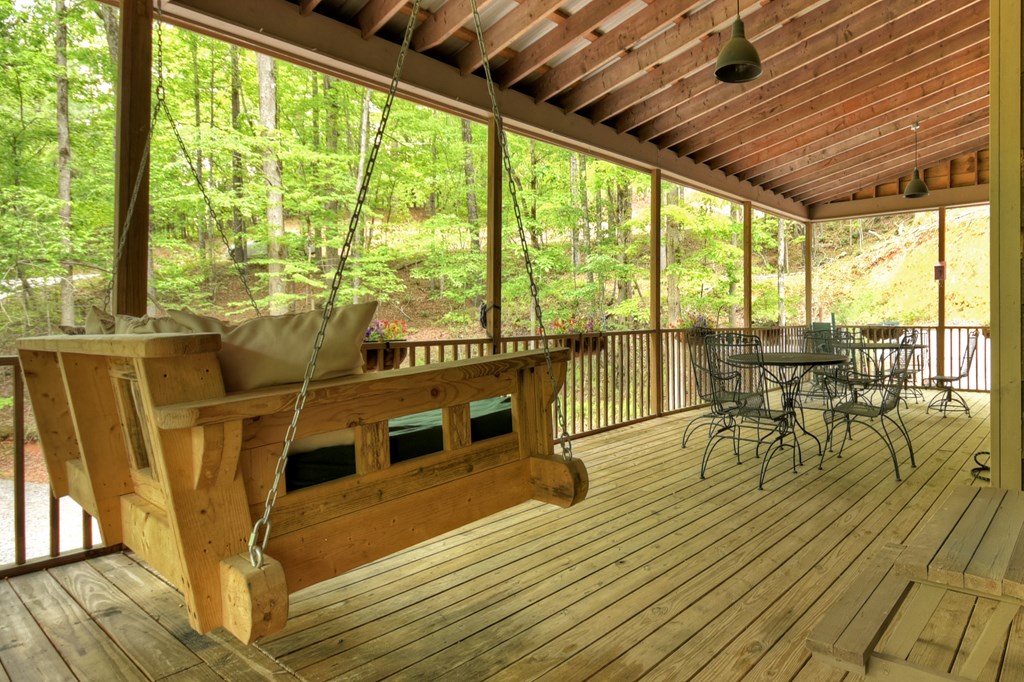 207 Joliet Drive, Ellijay