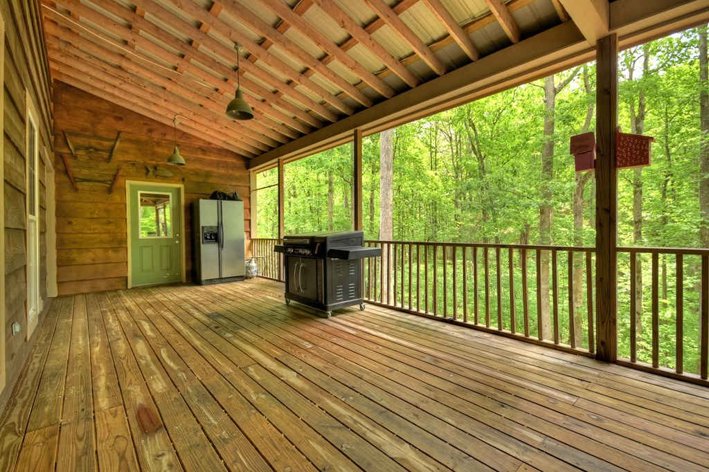 207 Joliet Drive, Ellijay