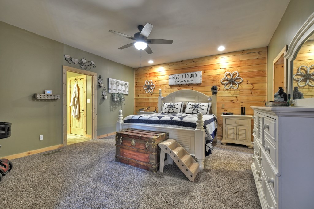 207 Joliet Drive, Ellijay