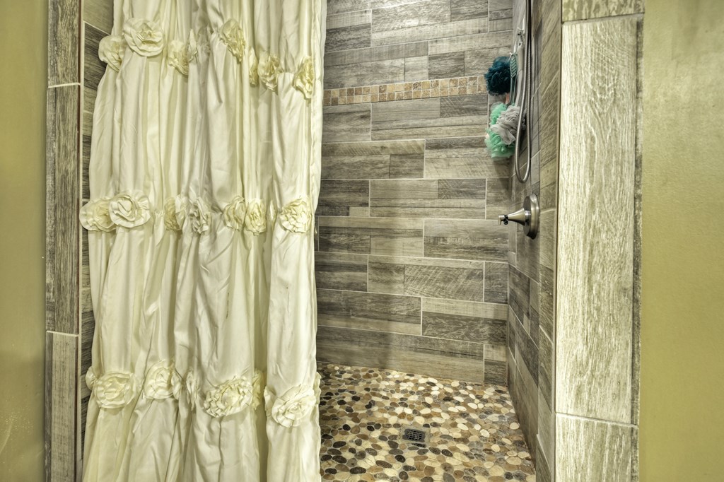 207 Joliet Drive, Ellijay