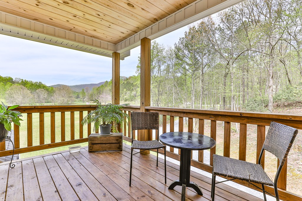 2001 Big Creek Road, Ellijay