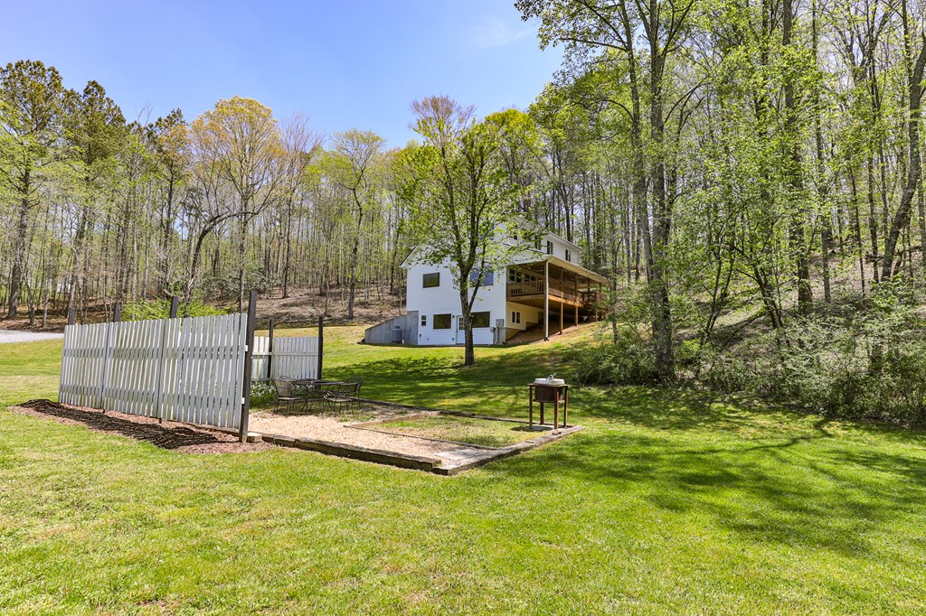 2001 Big Creek Road, Ellijay