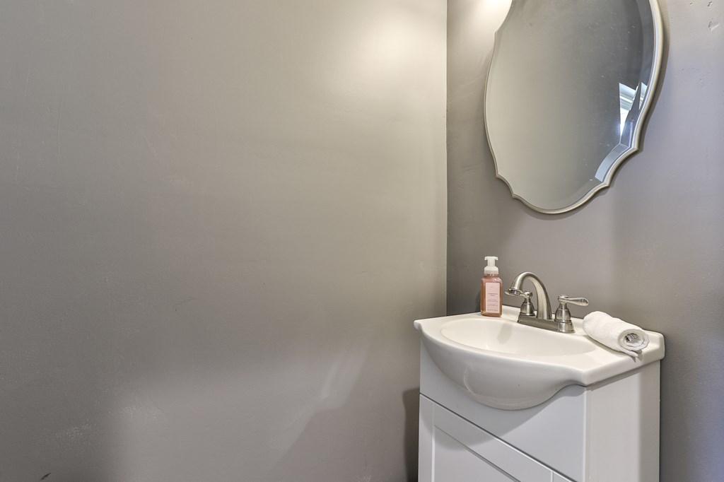 2001 Big Creek Road, Ellijay