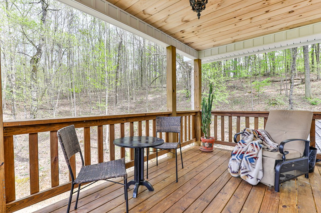2001 Big Creek Road, Ellijay