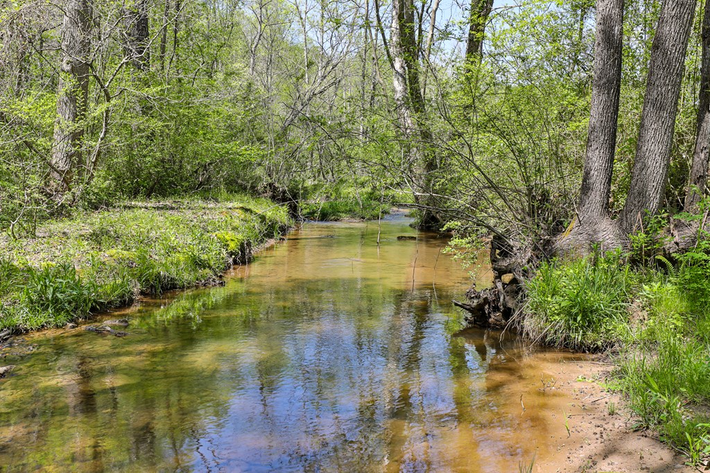 2001 Big Creek Road, Ellijay