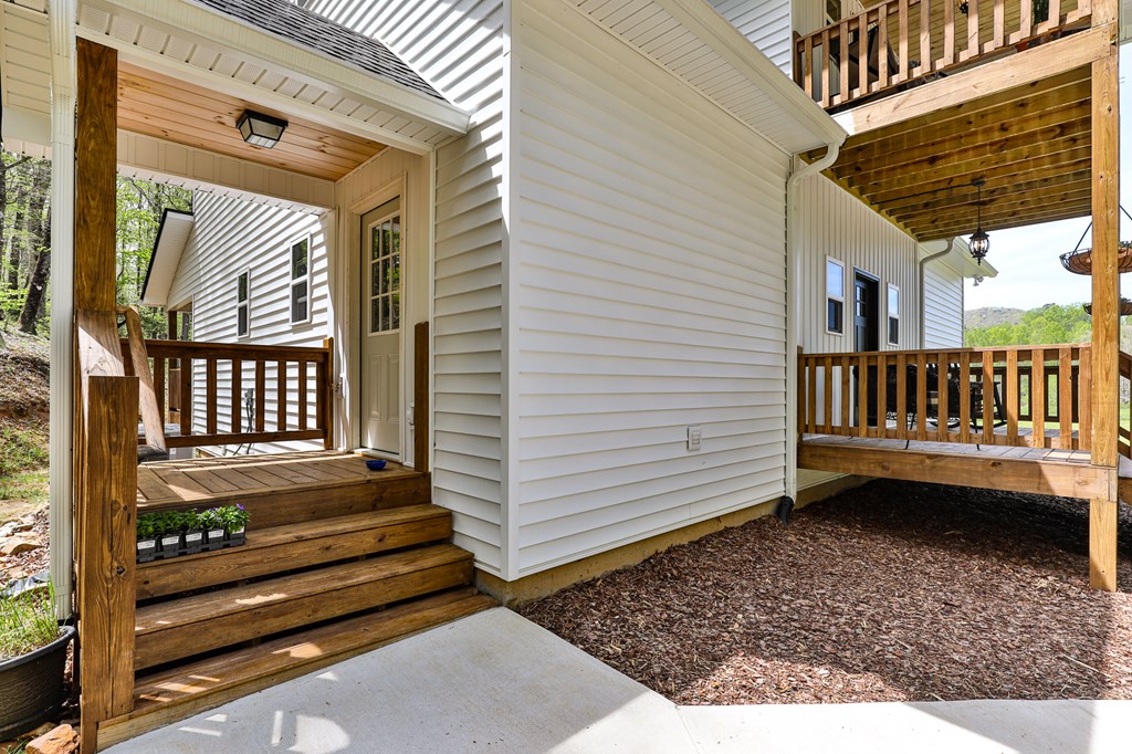 2001 Big Creek Road, Ellijay