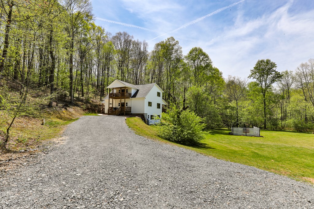 2001 Big Creek Road, Ellijay