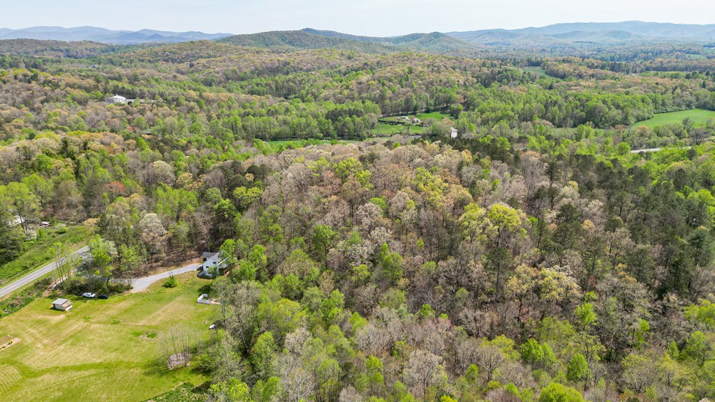 2001 Big Creek Road, Ellijay
