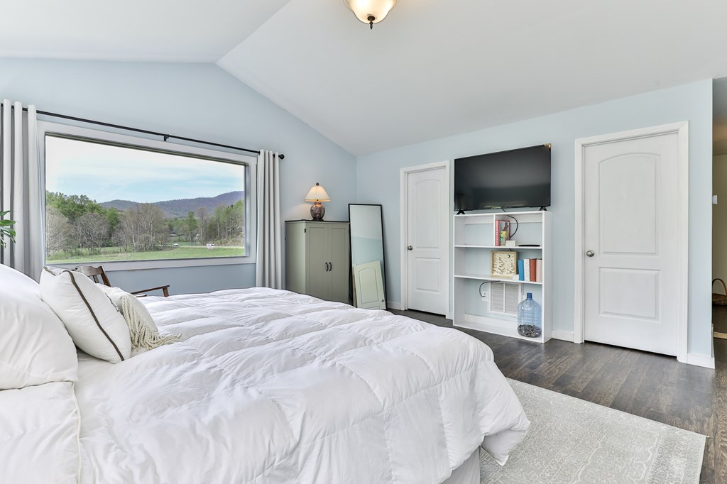 2001 Big Creek Road, Ellijay